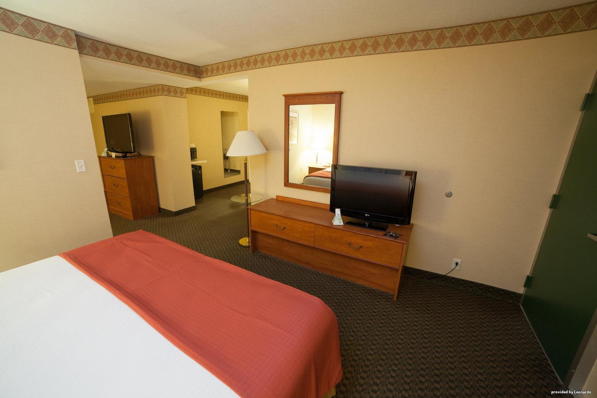 Country Inn & Suites By Radisson, Fergus Falls, Mn Eksteriør bilde