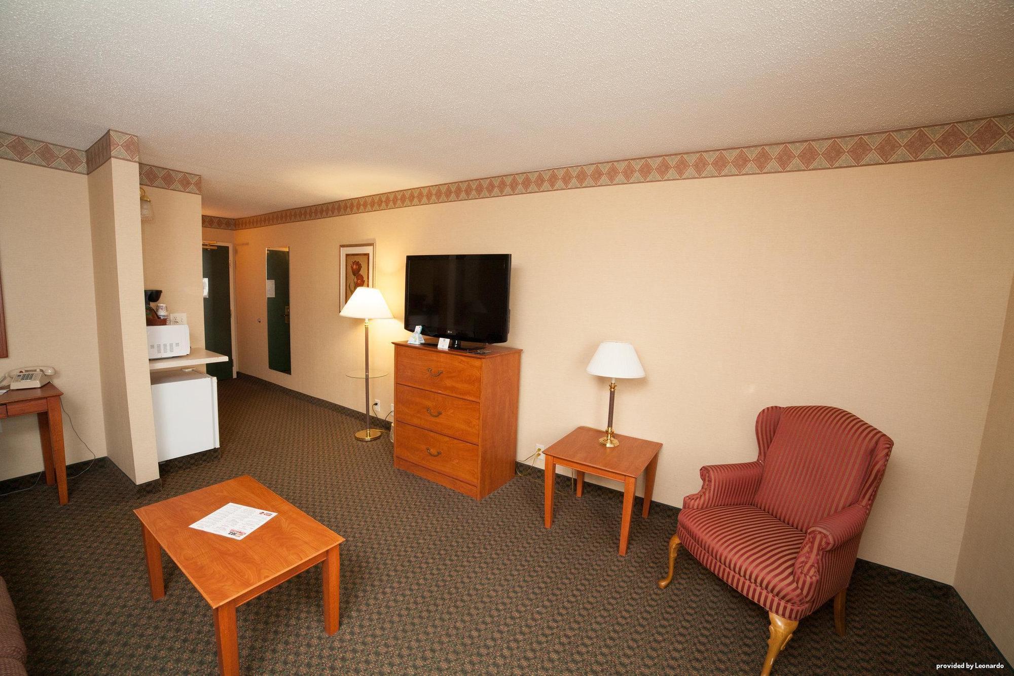 Country Inn & Suites By Radisson, Fergus Falls, Mn Eksteriør bilde